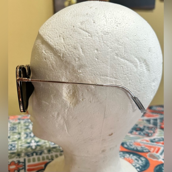 Helen Keller Embrace Leopard Hug You Sunglasses H2216 N06 Genuine New with/Tags - Picture 3 of 16